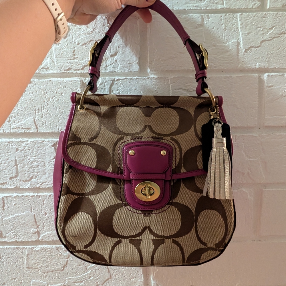 Coach Signature Willis Crossbody